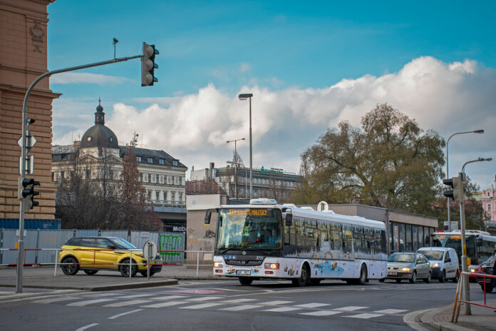 громадський транспорт у Празі