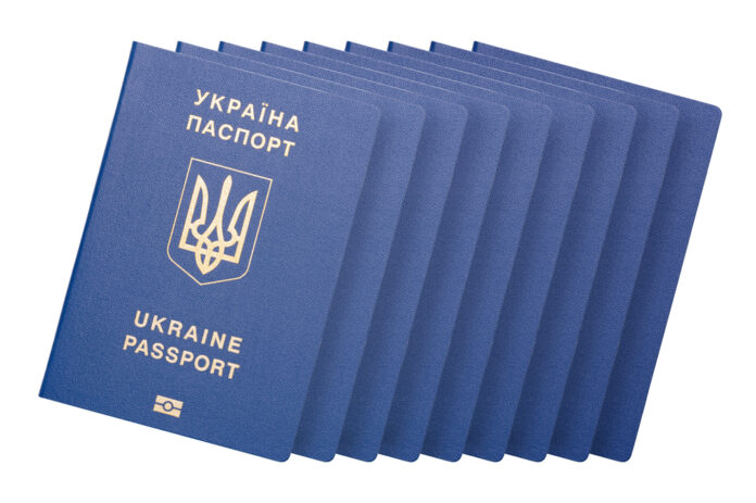 документи для оформлення закордонного паспорта
