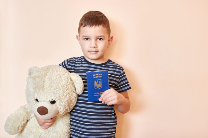 закордонний паспорт дітям