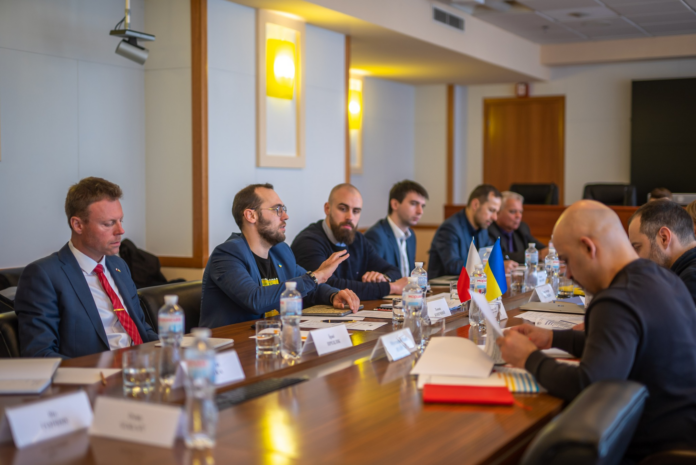 Відбудова України