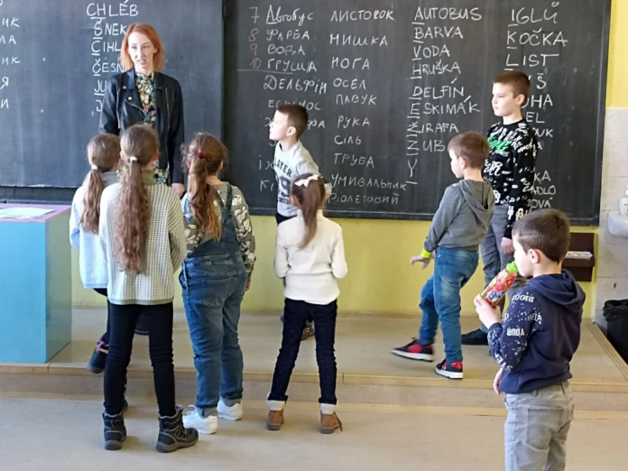 українці в Чехії діти біженці