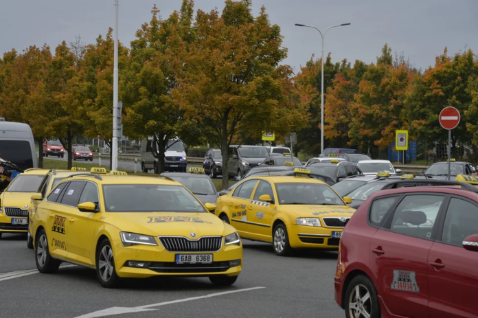 таксі Прага дорога